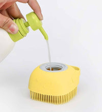 Load image into Gallery viewer, Pet Silicone Bath Brush