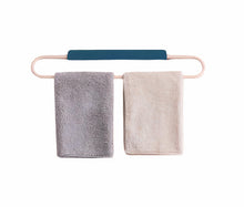 Load image into Gallery viewer, Zoya Towel Rack