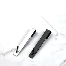 Load image into Gallery viewer, Glass Door Hanger