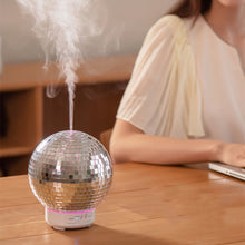 Laden Sie das Bild in den Galerie-Viewer, Rotating Disco Ball Diffuser