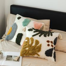 Load image into Gallery viewer, BLOBS Pillow Cove