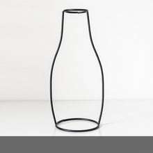 Load image into Gallery viewer, Geometric Metal Vase