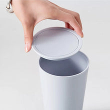 Laden Sie das Bild in den Galerie-Viewer, MessFree® Desktop Trash Can