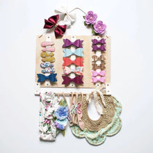 Load image into Gallery viewer, MessFree® Clips & Bows Organizer