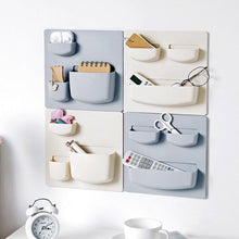Laden Sie das Bild in den Galerie-Viewer, Storage grids with stationery and scissors
