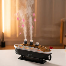 Laden Sie das Bild in den Galerie-Viewer, Ship-shaped essential oil diffuser for home and office
