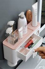 Laden Sie das Bild in den Galerie-Viewer, Compact bathroom organizer with a pull-out drawer for cosmetics, a spacious top tray, and dedicated spaces for toothbrushes and toiletries. Ideal for keeping daily essentials tidy and accessible, this wall-mounted storage solution blends practicality with style, helping you maximize counter space.
