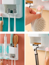 Laden Sie das Bild in den Galerie-Viewer, Bathroom rack hooks and razor holder details
