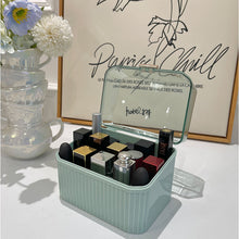 Laden Sie das Bild in den Galerie-Viewer, Light green lipstick case filled with lipsticks
