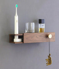 Laden Sie das Bild in den Galerie-Viewer, Wall-mounted walnut toothbrush holder
